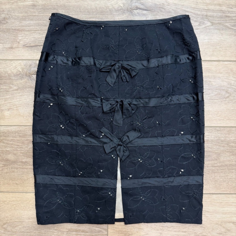 Vintage Lord & Taylor Black Eyelet Pencil Skirt Bows Dark Coquette Romantic Sz 4